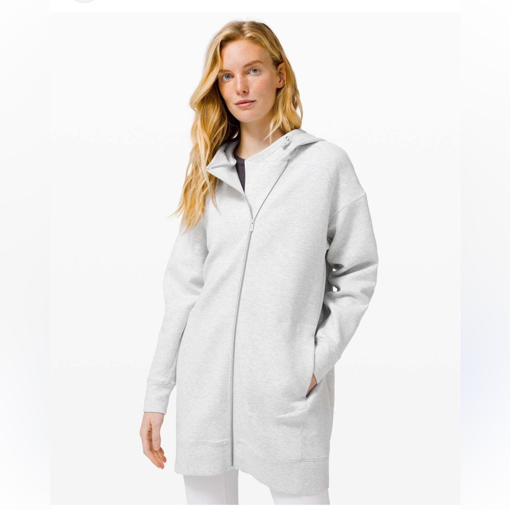 Lululemon In orbit Jacket. Grey. Size 8.